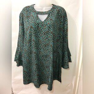 Grace and Emma Boutique Womens Teal Animal Print Womens Shirt Size 2XL
